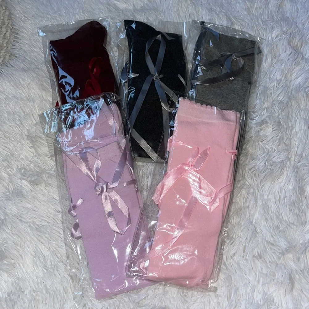 Over the Knee Socks with Ribbon Bow - lilac